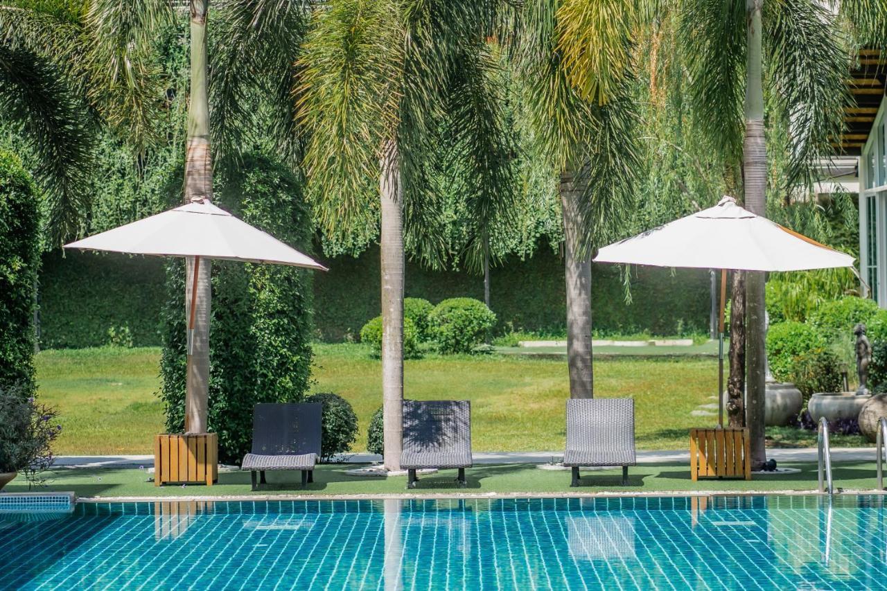 Hotel The Pago Design Phuket-sha 4*