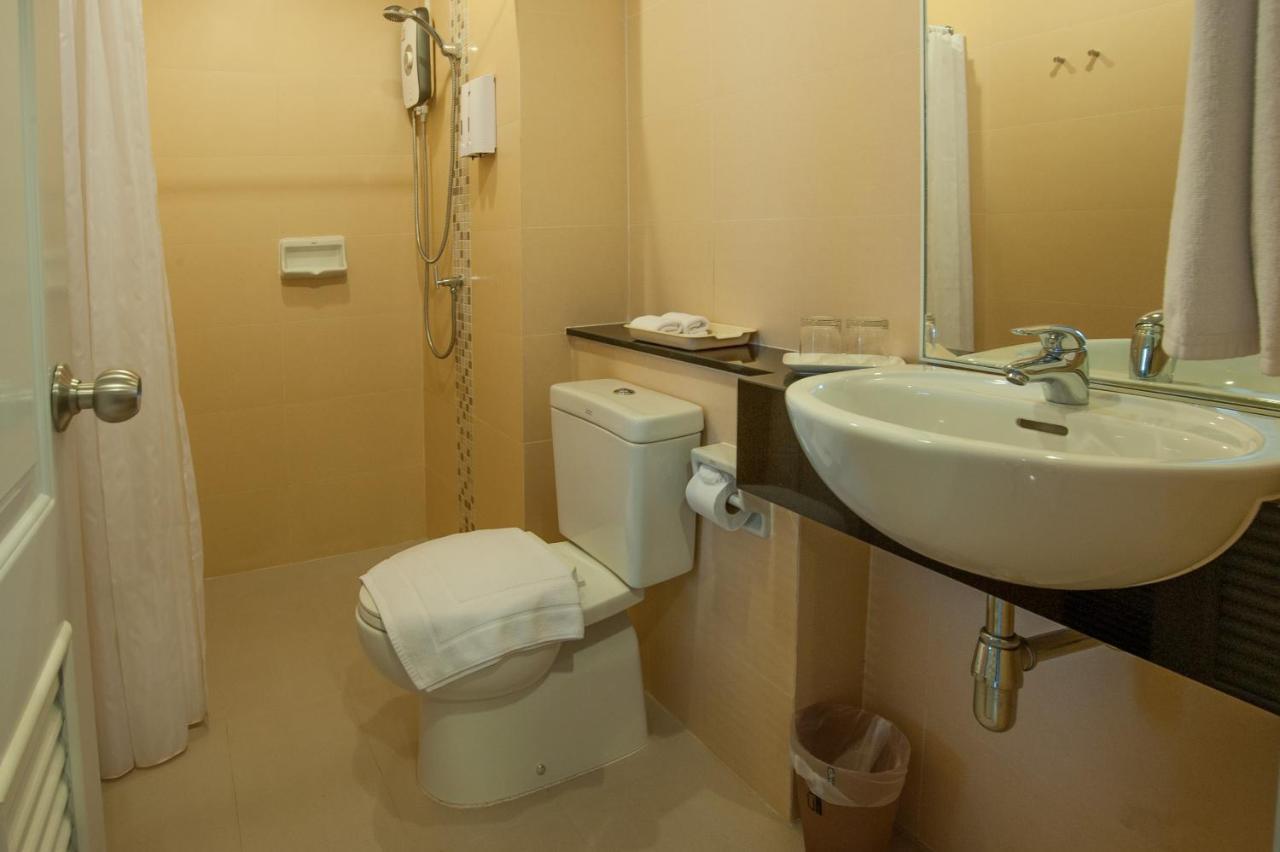 Aparthotel Naka Phuket