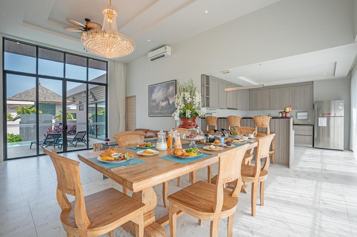 Gold Chariot Pool Villa, Phuket - Sha Certified Villa *