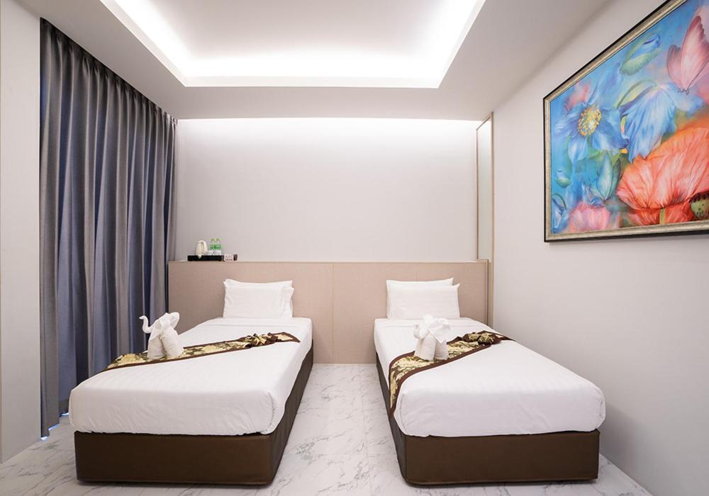 Gold Chariot Pool Villa, Phuket - Sha Certified Strand Bang Tao