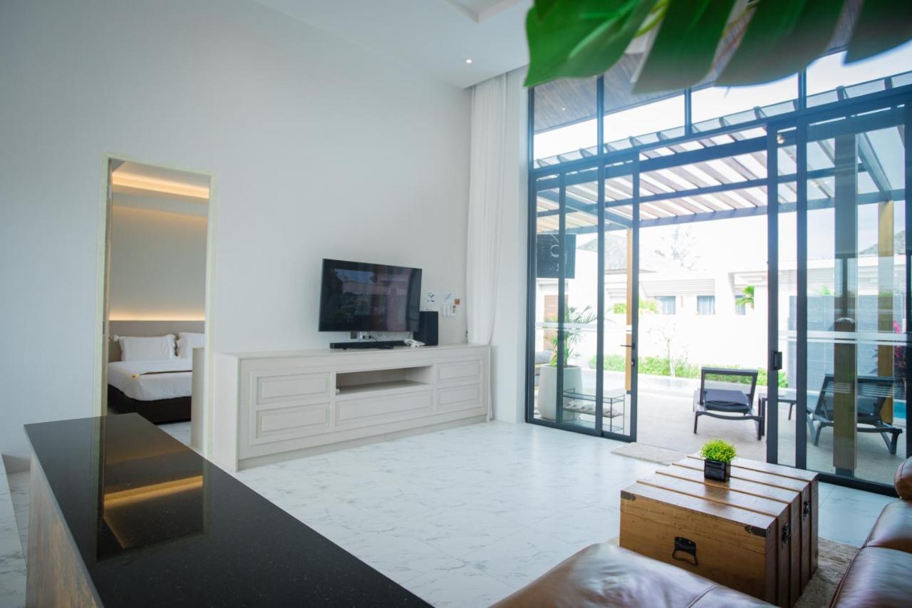 Gold Chariot Pool Villa, Phuket - Sha Certified Villa *