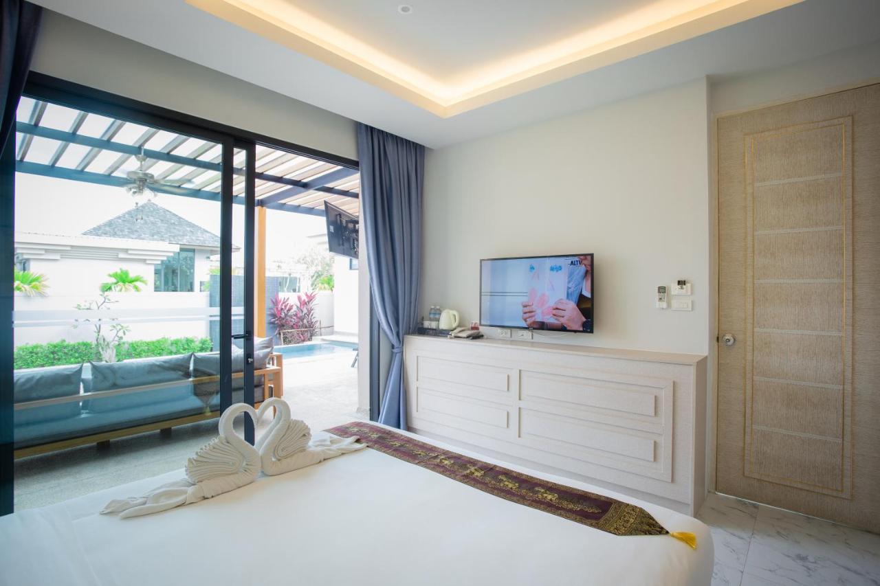 Gold Chariot Pool Villa, Phuket - Sha Certified Villa Strand Bang Tao