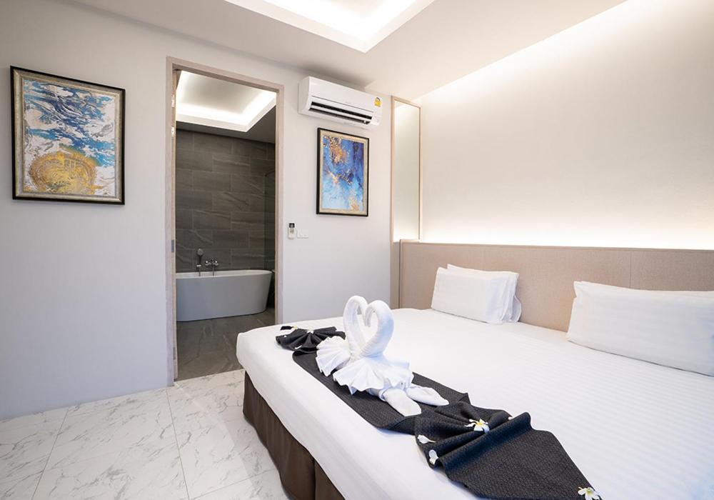 Gold Chariot Pool Villa, Phuket - Sha Certified Villa