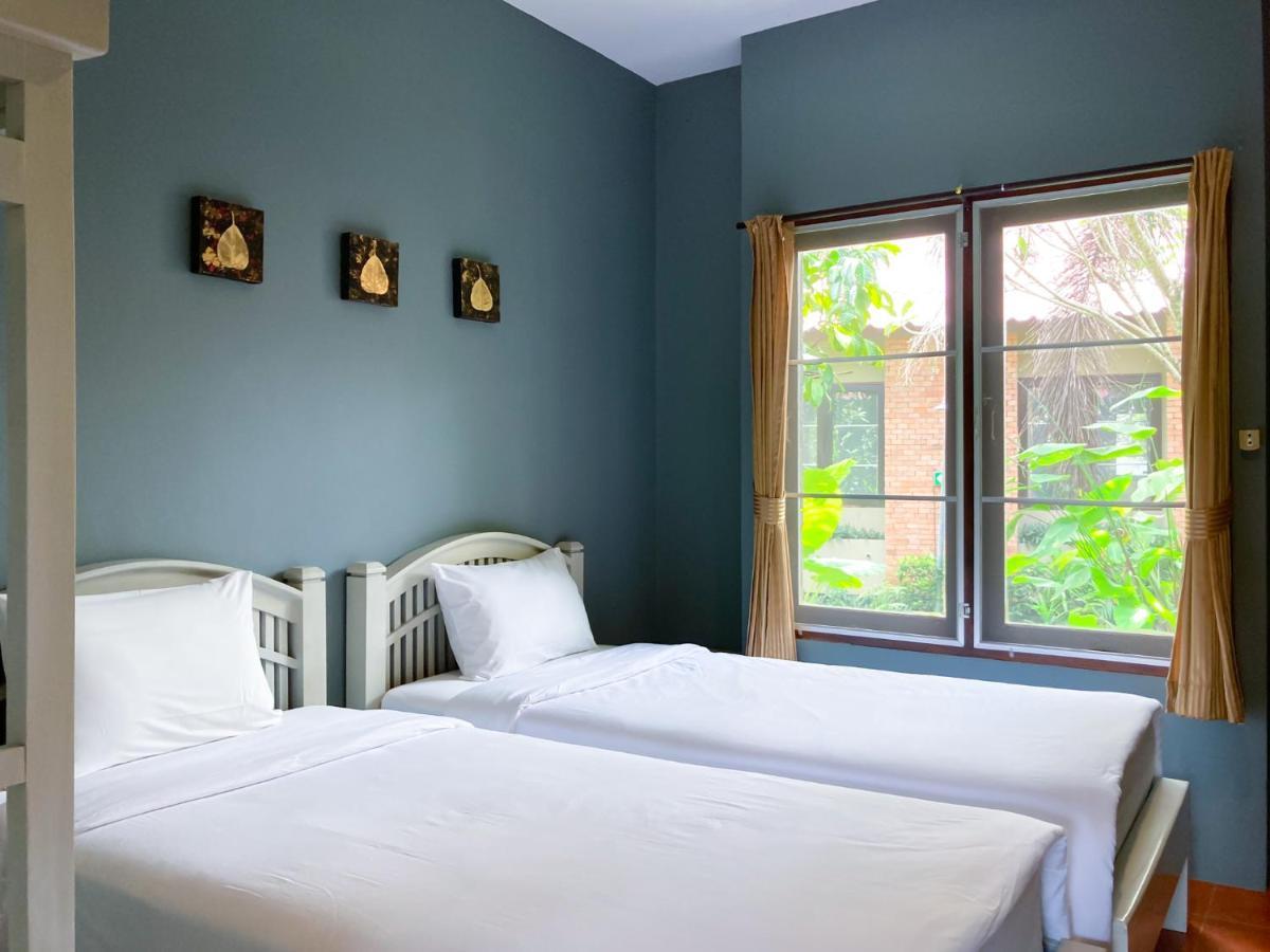 Resort Flora Ville-sha Chalong