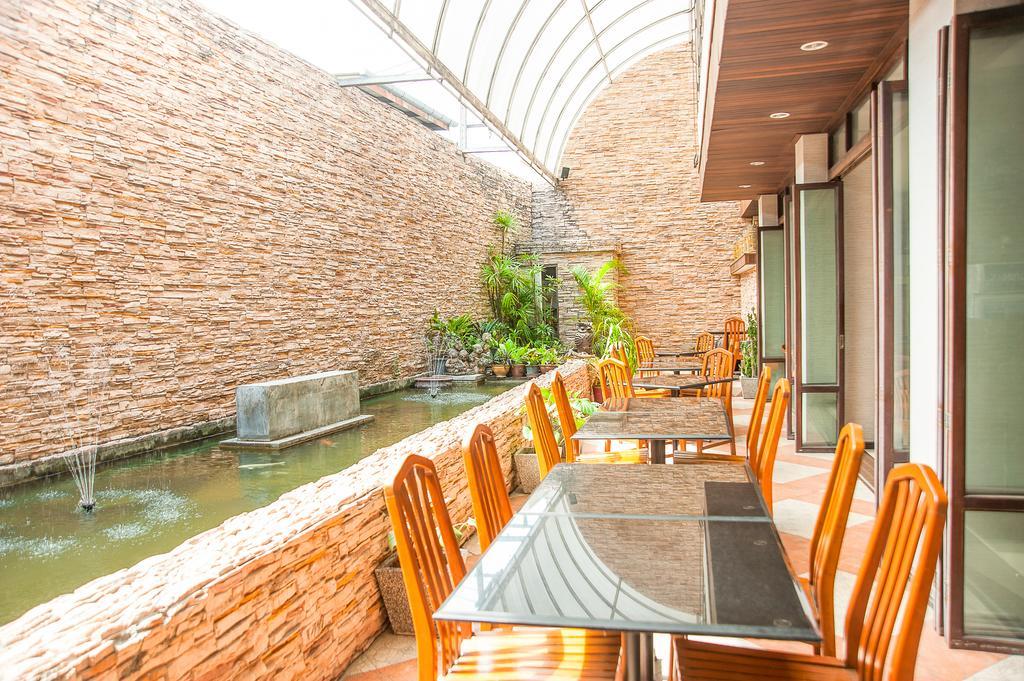 Hotel Crystal Phuket