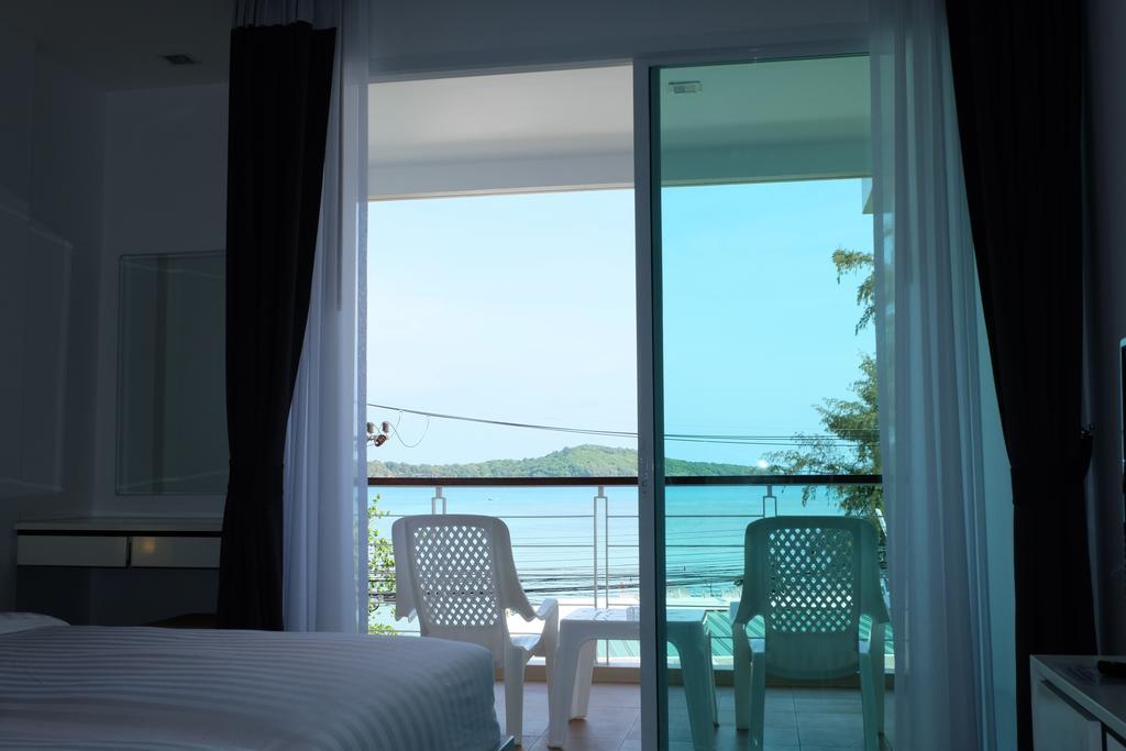 Aparthotel Phuket Seaview Resotel
