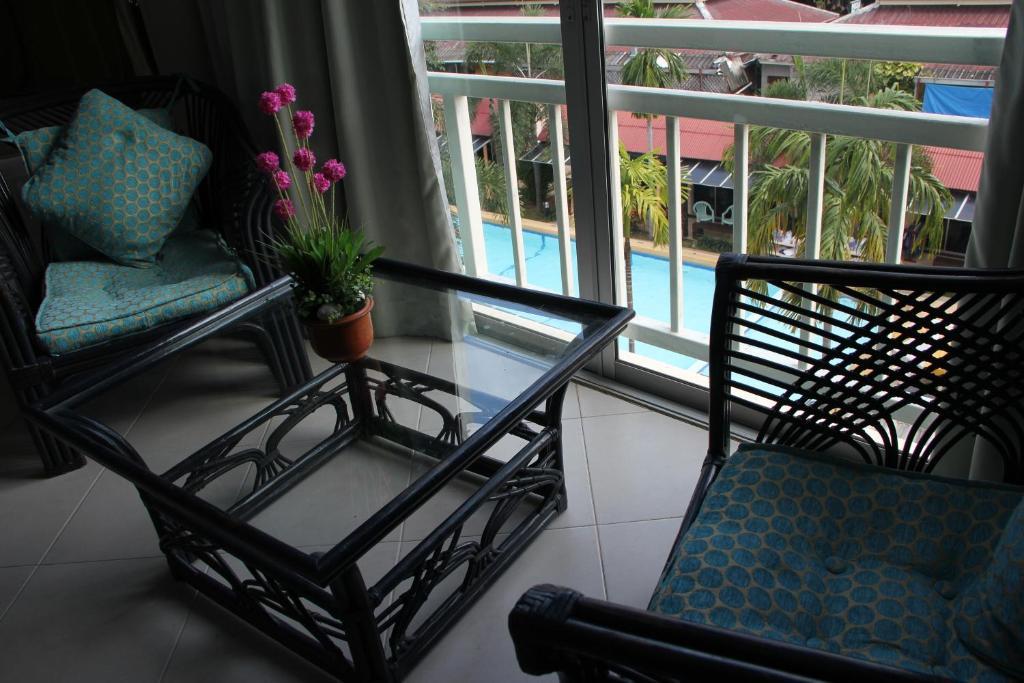 Chanisara Apartment