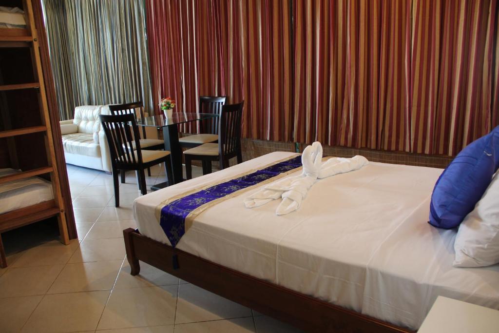 Apartment Chanisara Kata Beach (Phuket)