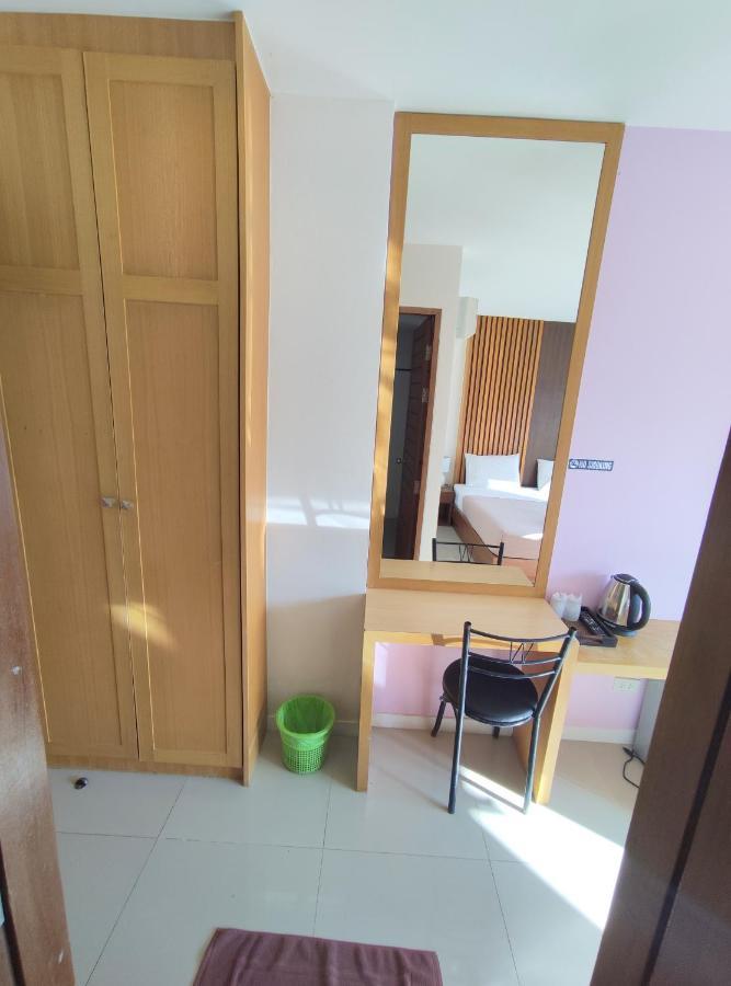 Hostel Baan Ketkeaw 1 *