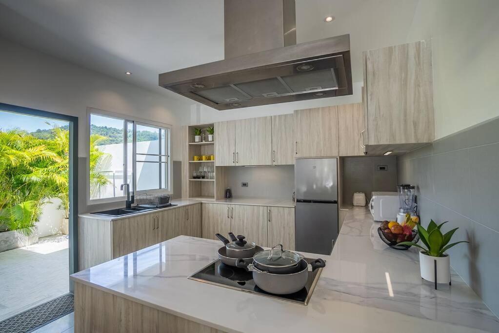 Amazing Pool Villa, 2 Bedrooms Nai Harn * Rawai