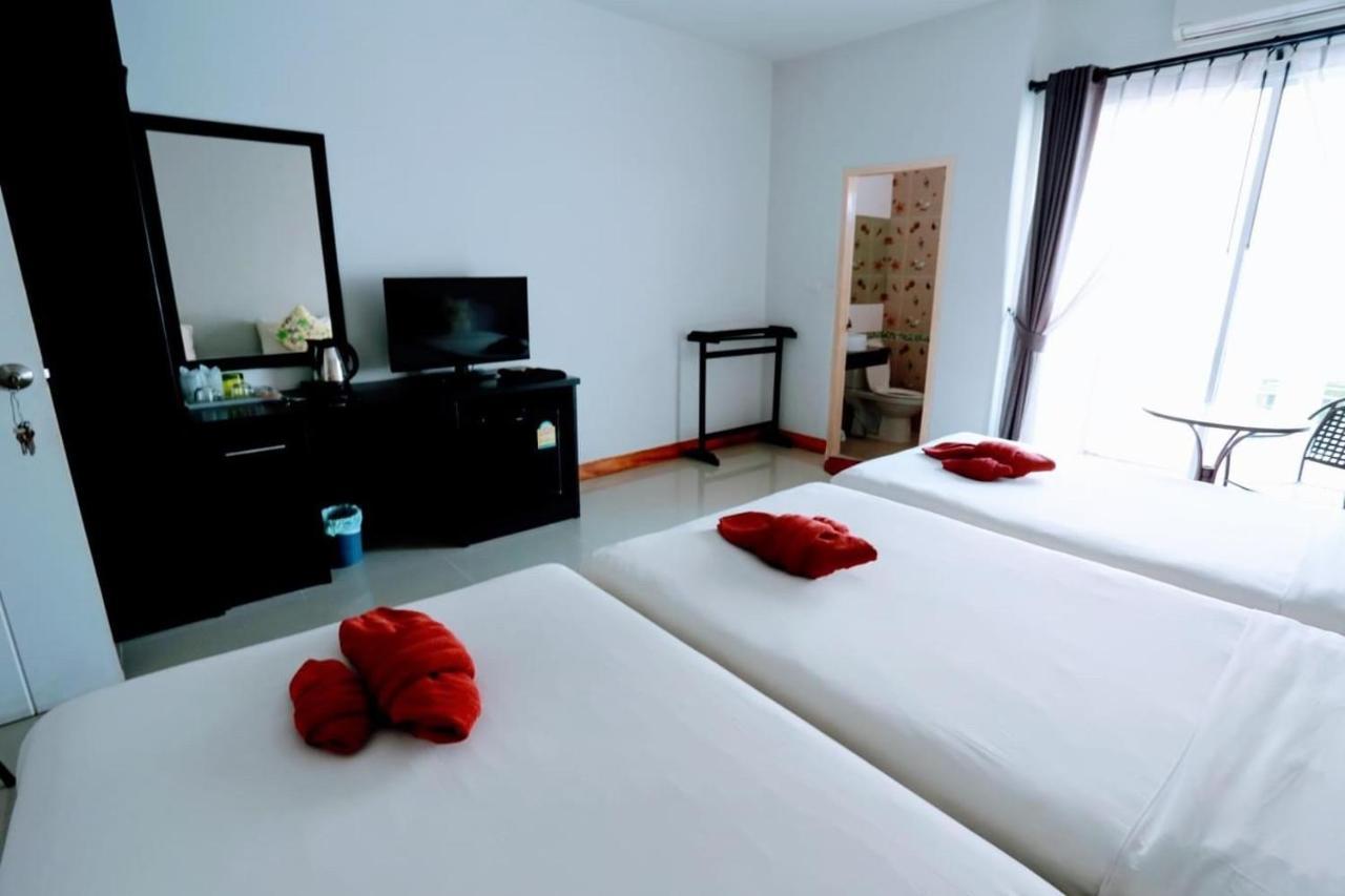 Sea Side Hotel
