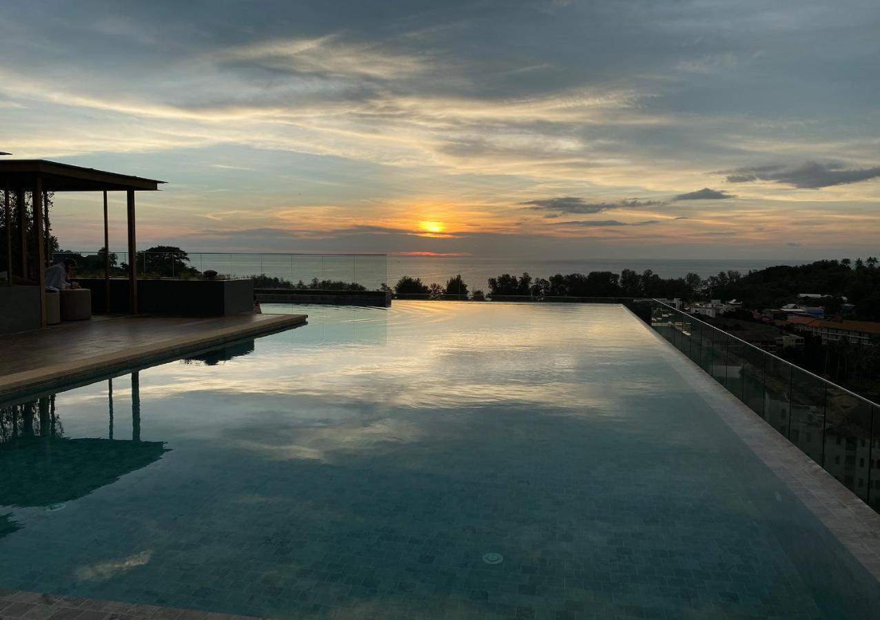 Two Bedrooms Seaview Surin Bangtao Area 4407