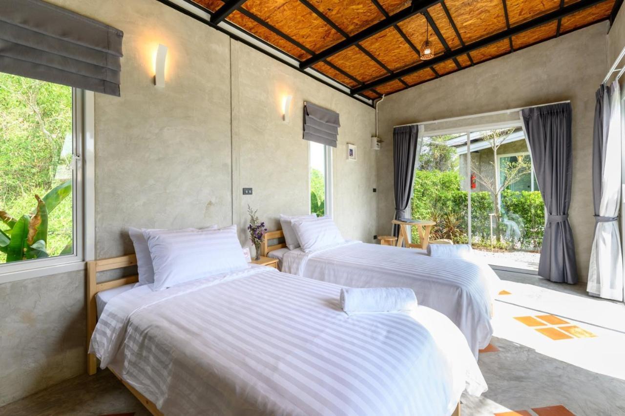 Loftpical Resort