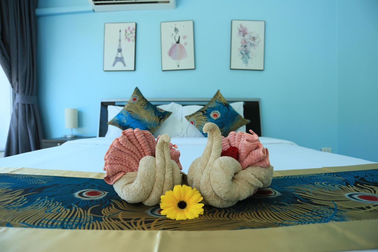 Villa Seaview Villa芭东海景3卧别墅 5分钟到江西冷 3bdr Pool *