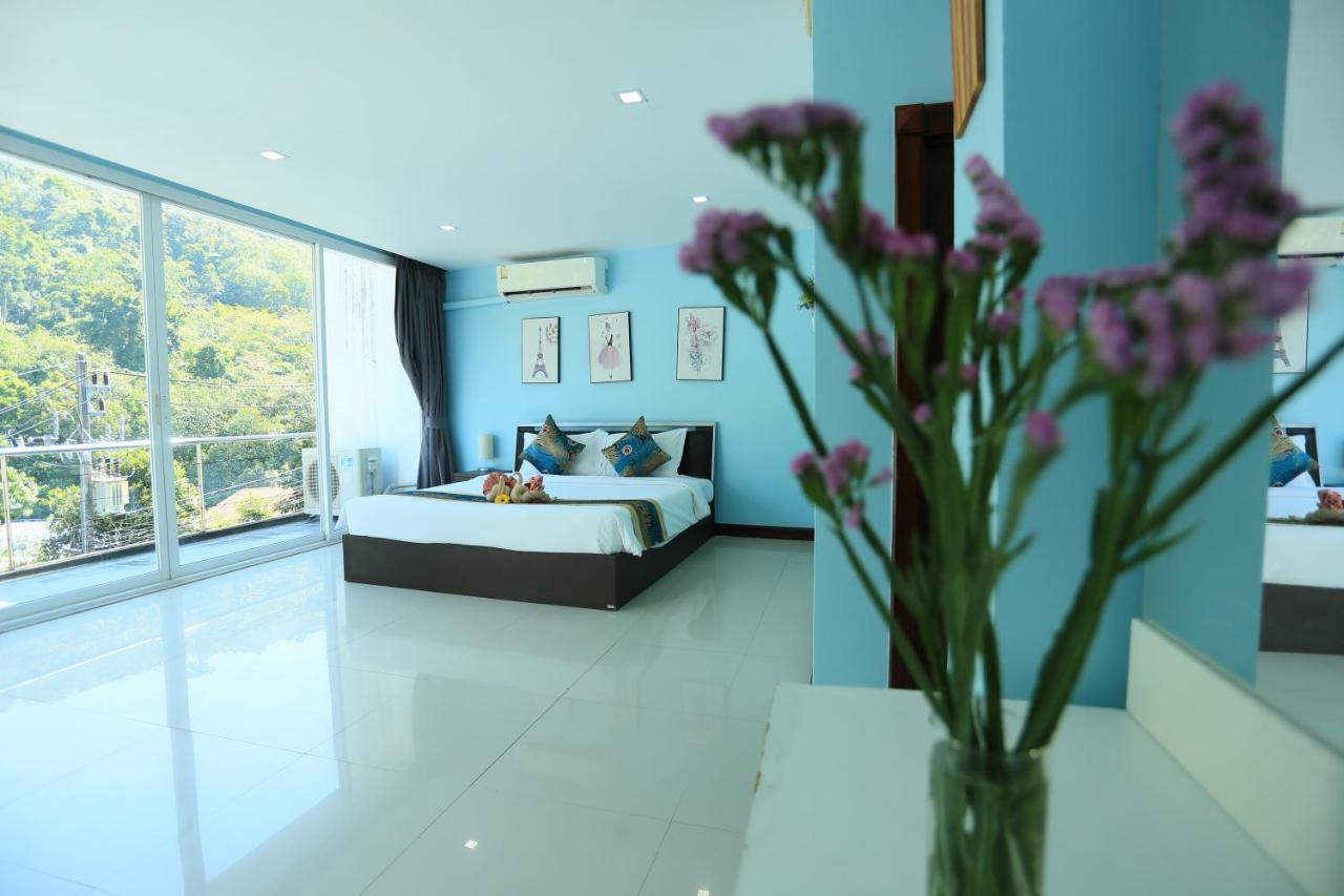 Villa Seaview Villa芭东海景3卧别墅 5分钟到江西冷 3bdr Pool