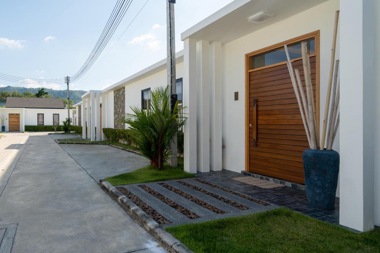 Labriz Ocean - Tropical Modern Living