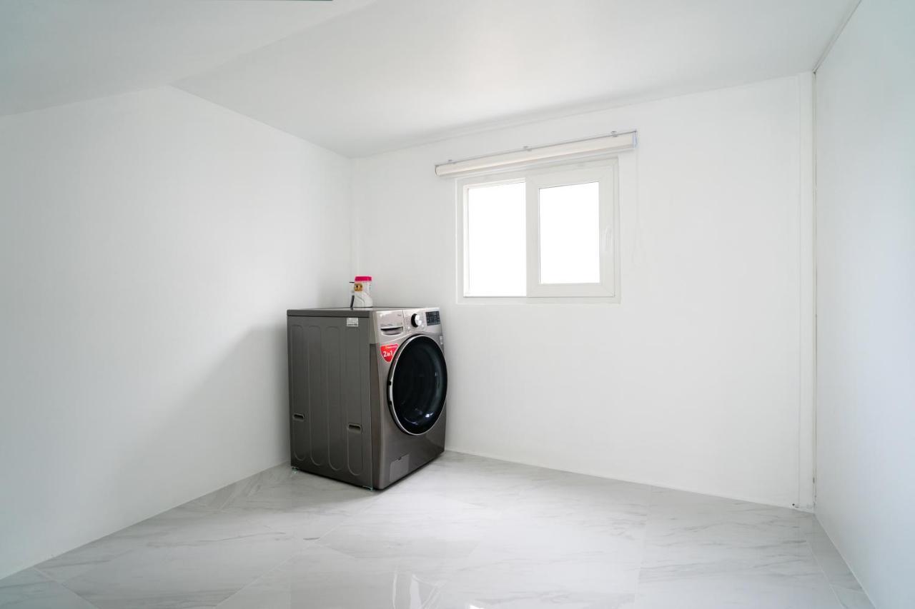 Amazing Modern Privat Pool In Great Location In *