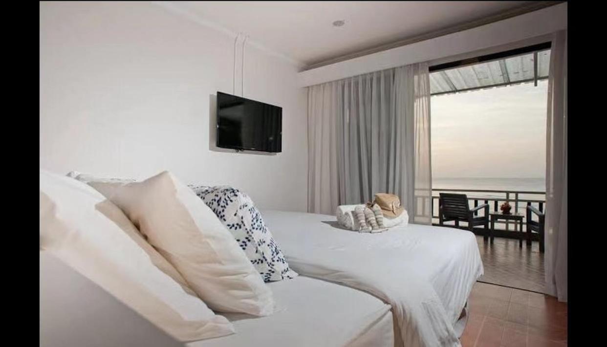 Hotel At Sea