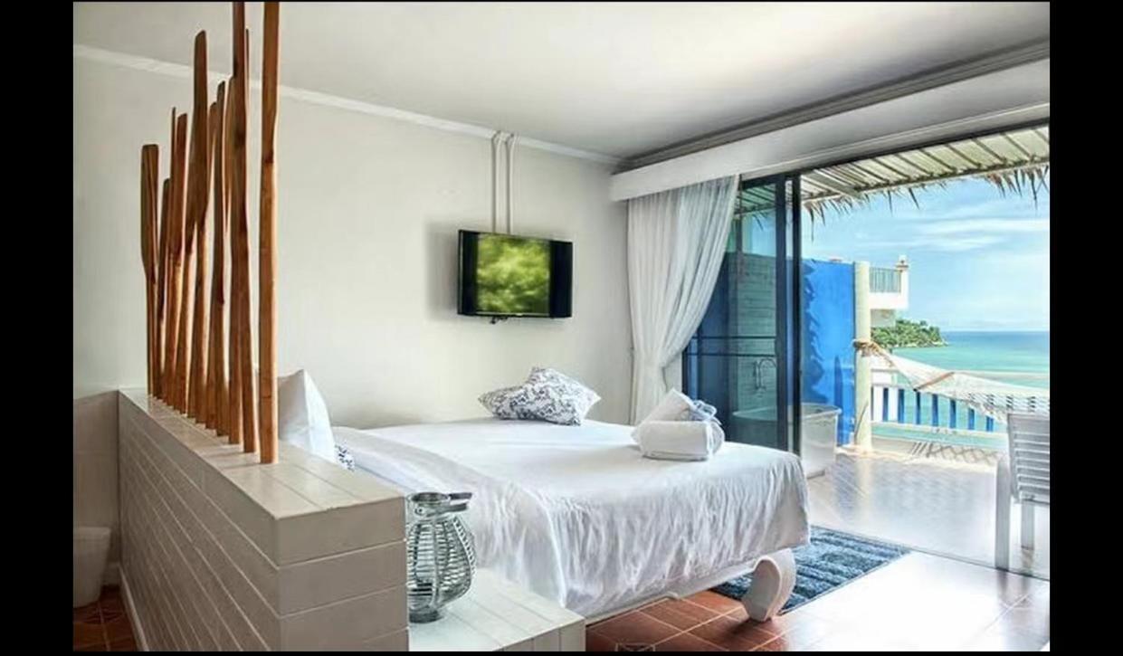 At Sea Hotel 3*