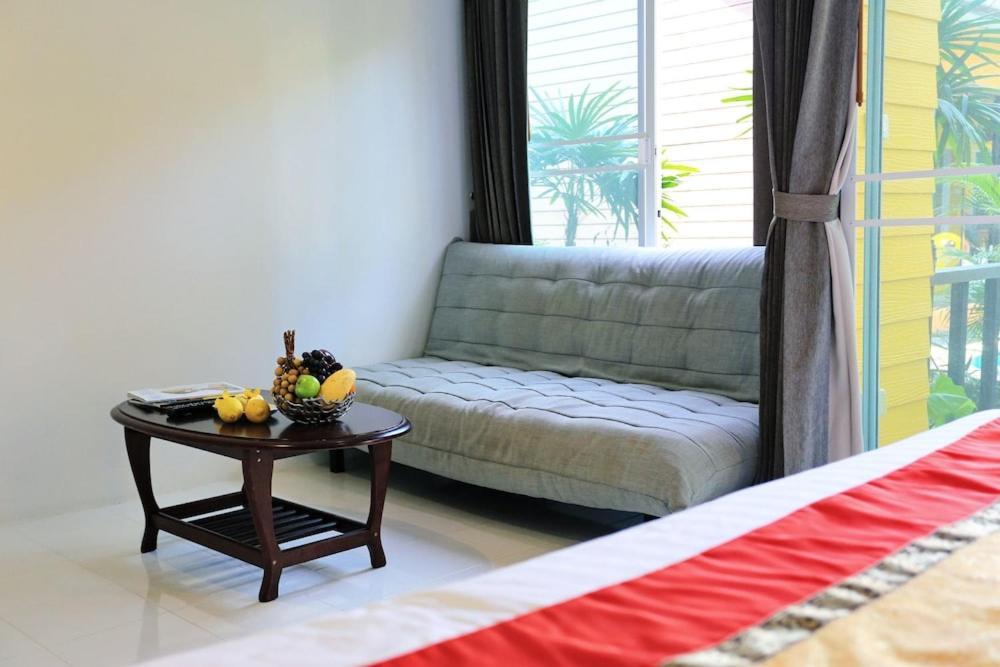 Lemon Tree Naturist Naiharn Phuket