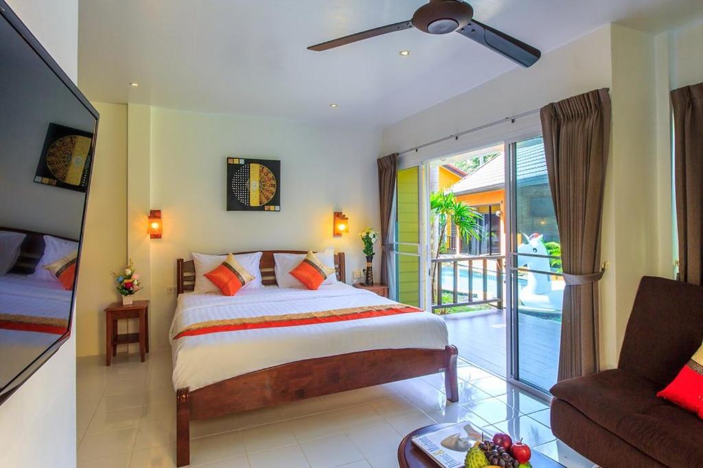 Resort Lemon Tree Naturist Naiharn