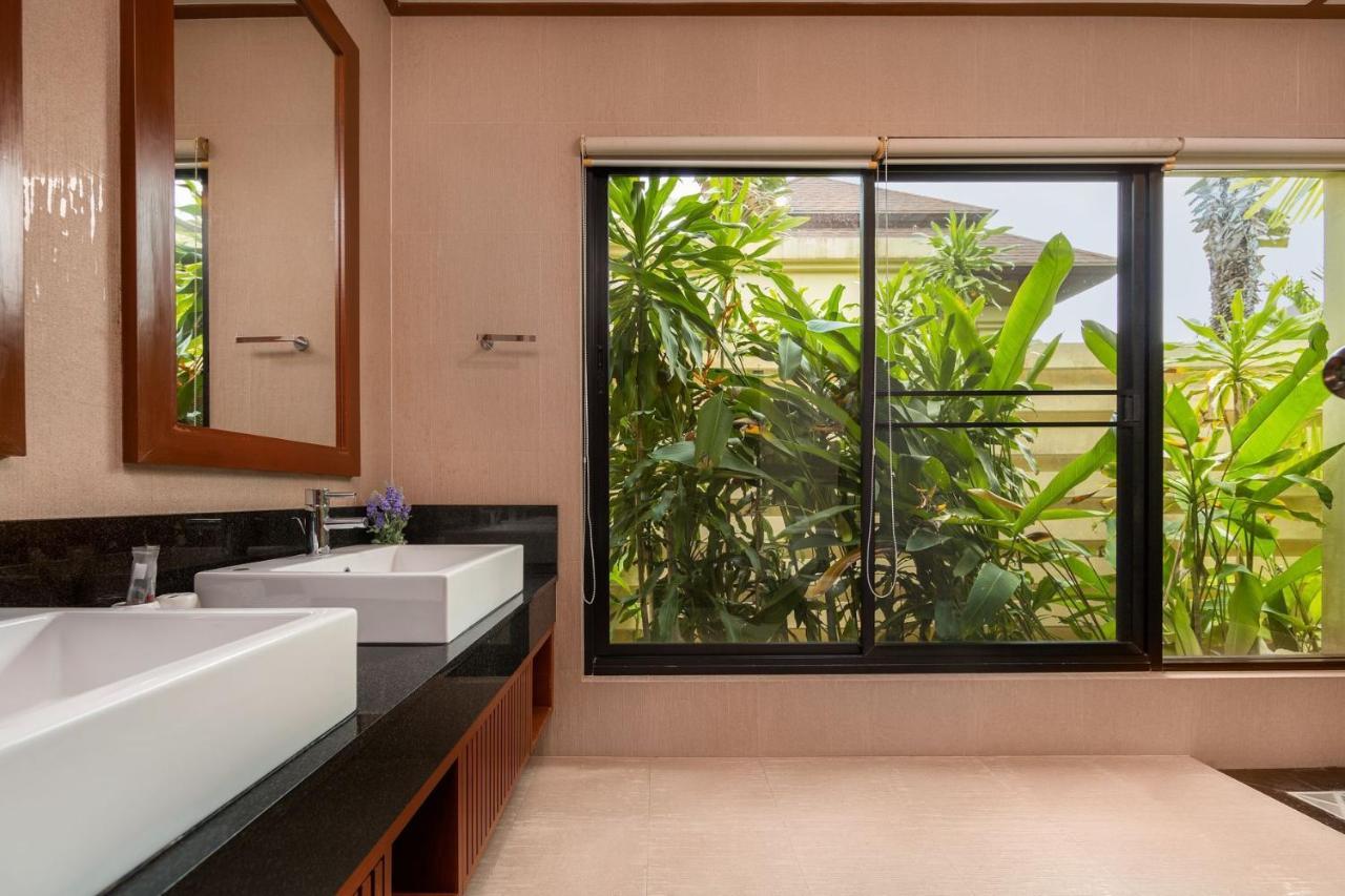 Raas | Private Pool | Baan Bua Estate By Tropiclook | Naiharn *