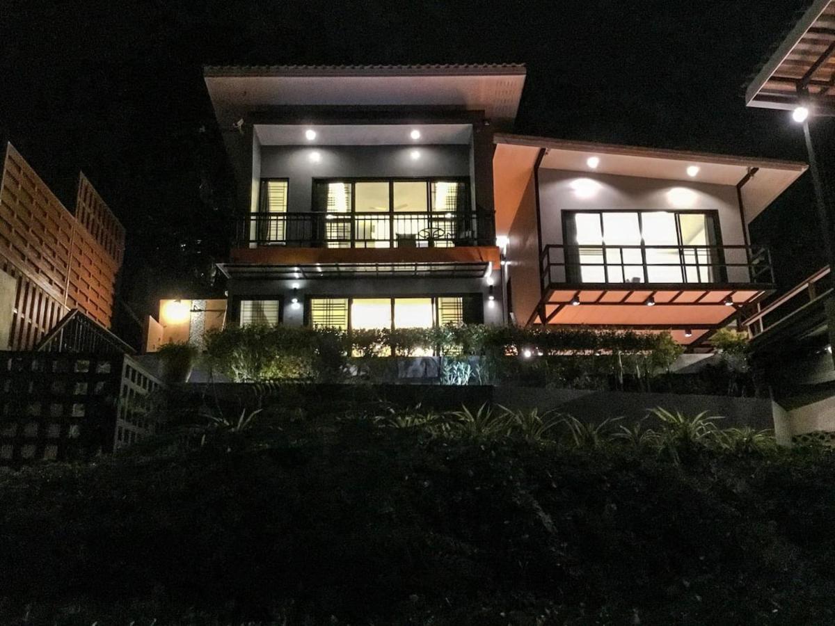Ferienhaus Koh Sirey Beachfront Pool Phuket