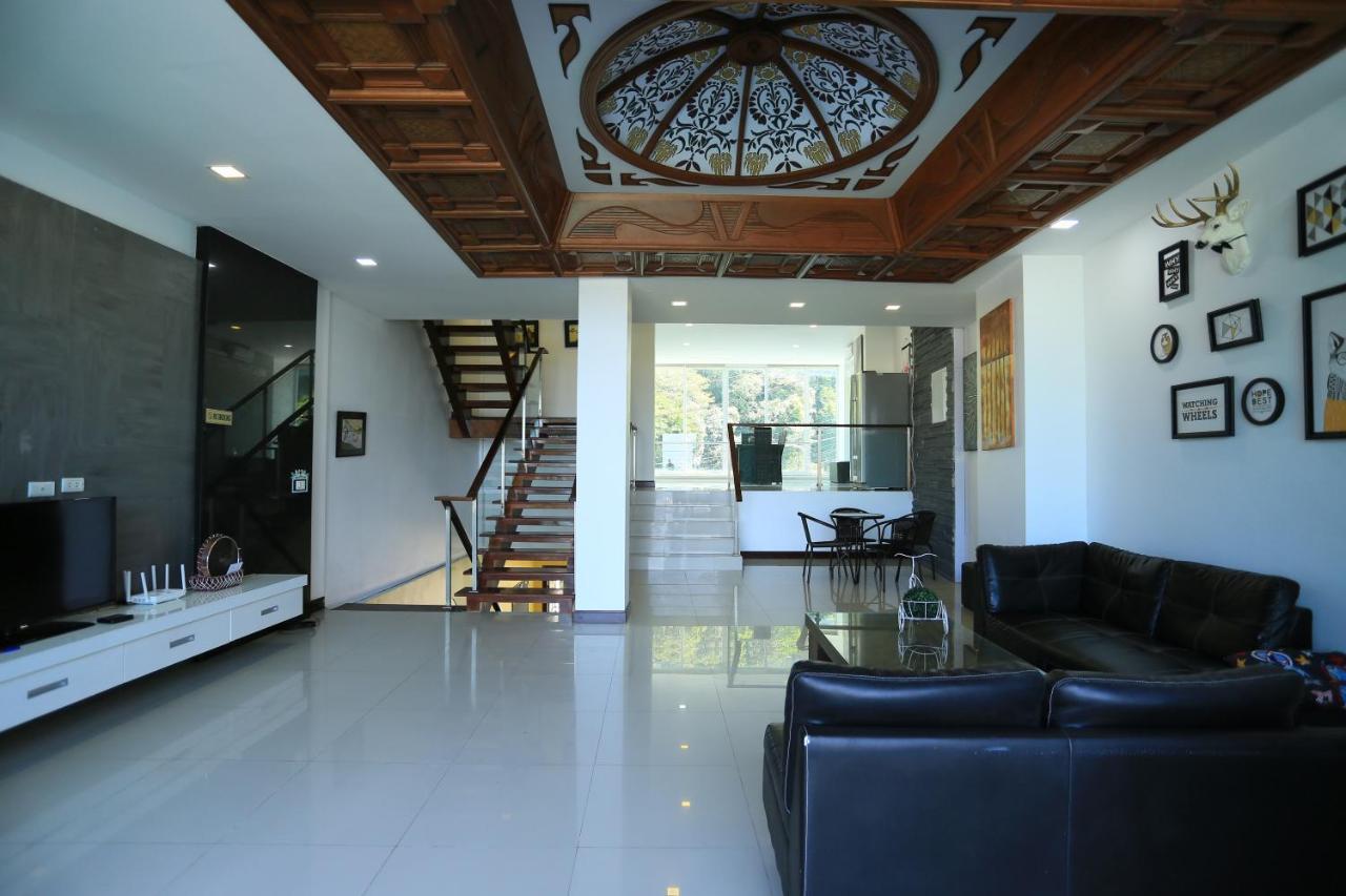 Seaview Villa芭东海景3卧别墅 5分钟到江西冷 3bdr Pool * Patong