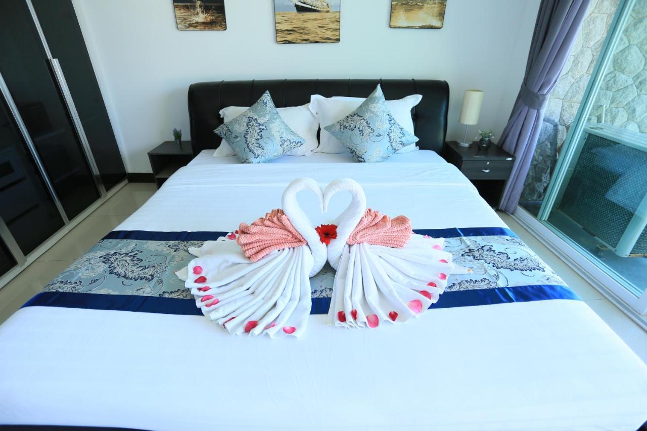 Seaview Villa芭东海景3卧别墅 5分钟到江西冷 3bdr Pool