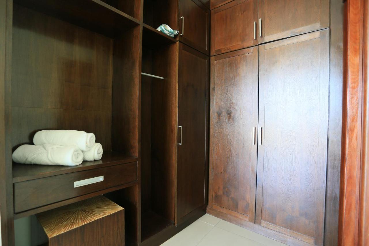 Seaview Villa芭东海景3卧别墅 5分钟到江西冷 3bdr Pool Villa *