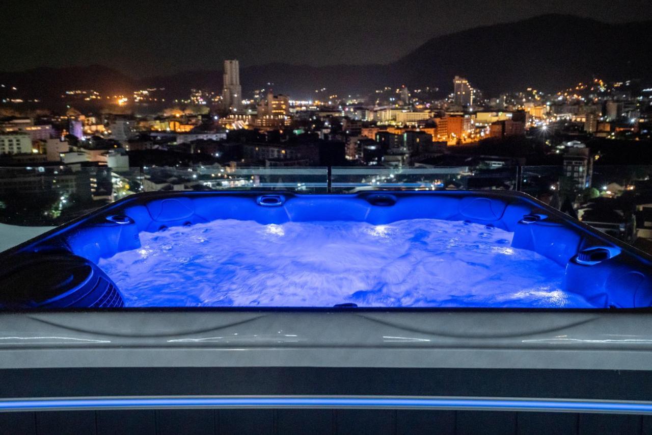 Amazing Modern Privat Pool In Great Location In Villa