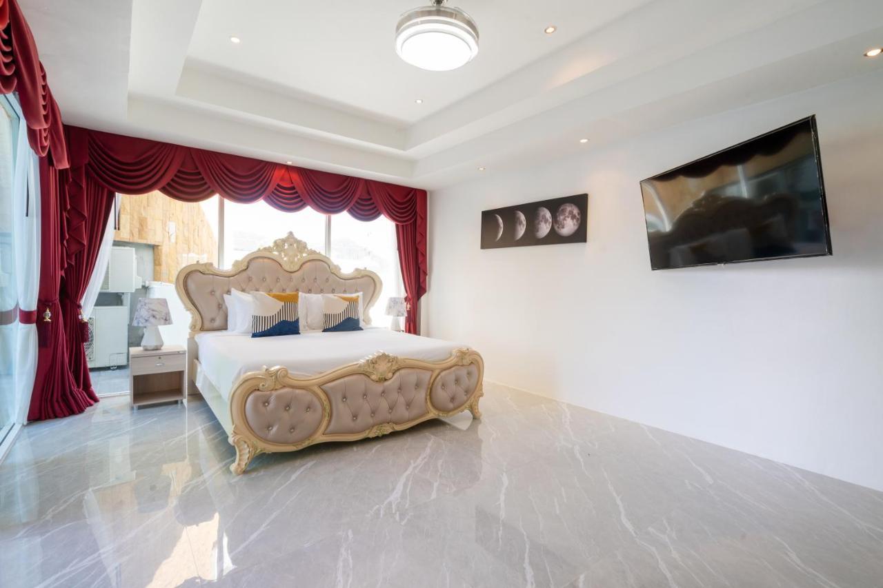 Villa Luxury 8 Bedroom In Infinity Patong