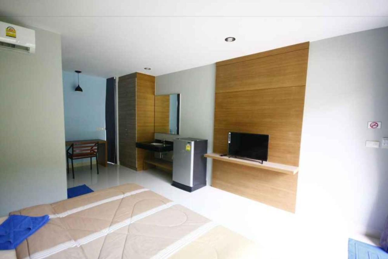 Hotel Phumi Thalang