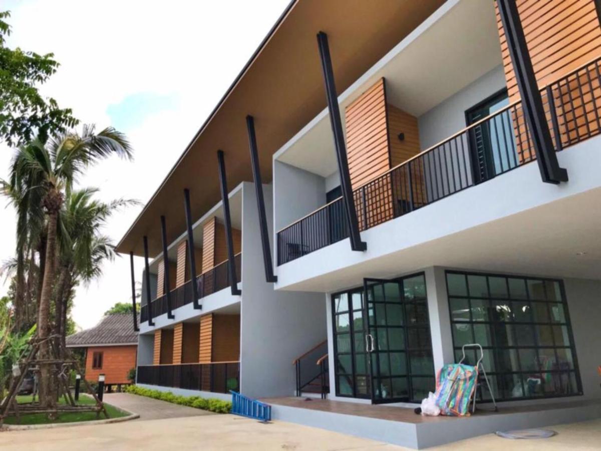 Phumi Hotel 2*