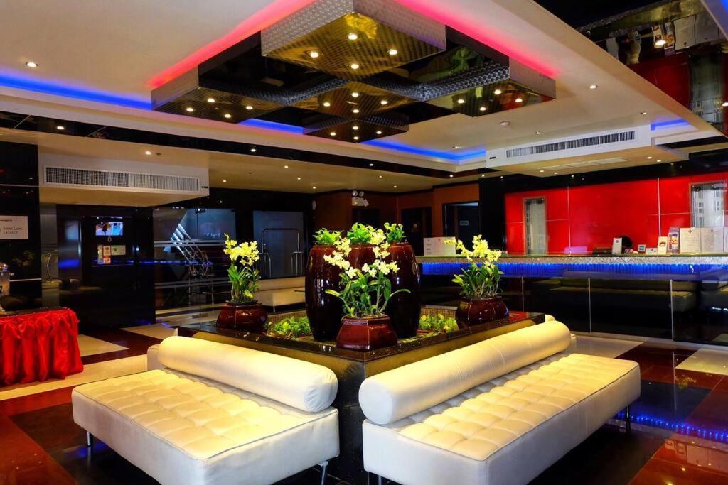 Bangla Road 2 Bedroom In Location Of Apartment *