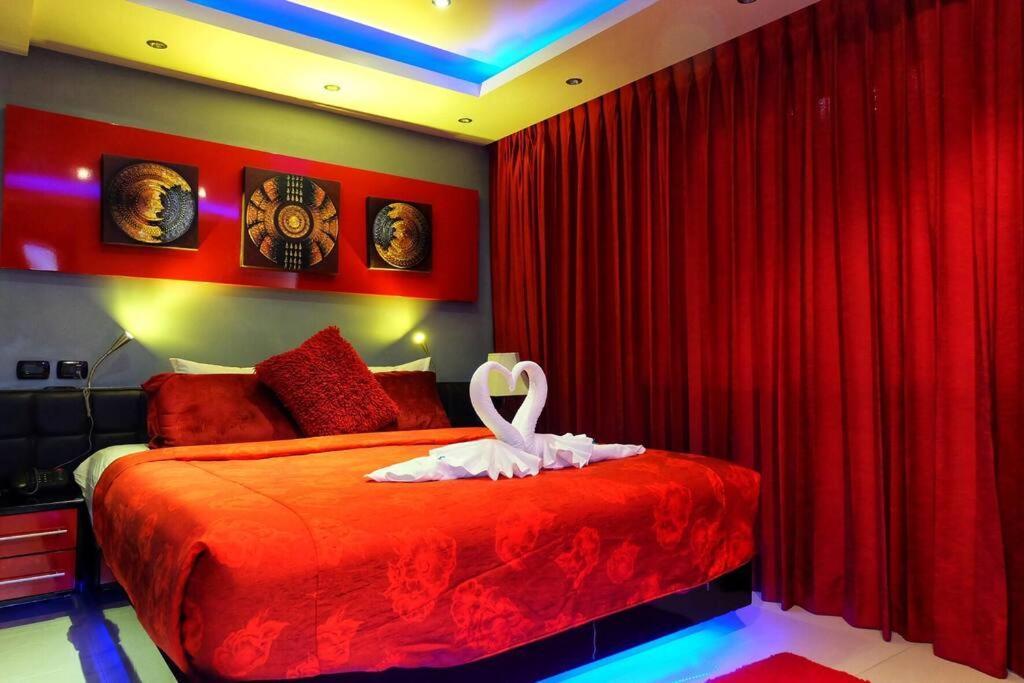 Bangla Road 2 Bedroom In Location Of Apartment Patong