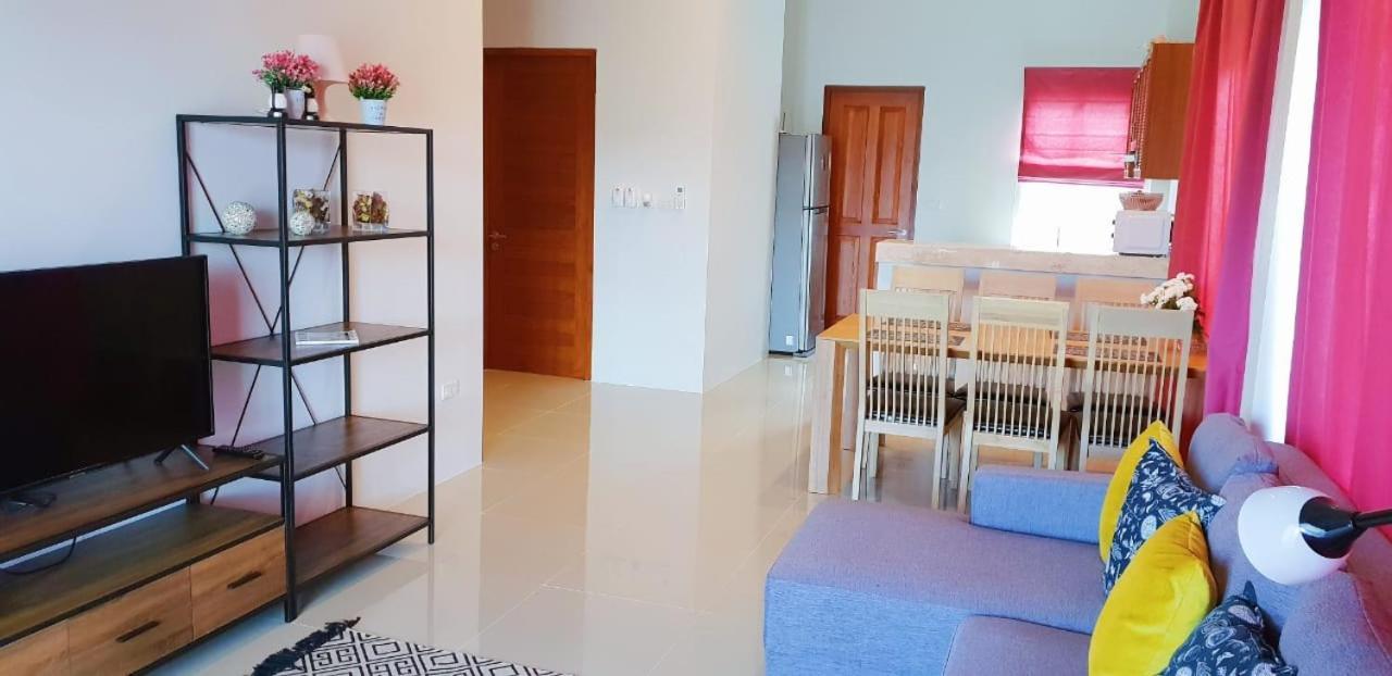 новый дом 106 м2, территория 160 м2 и своя парковка Phuket