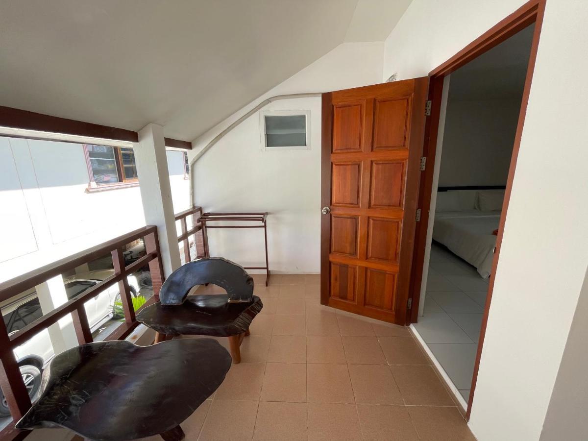 The 4 Blocks At Noi Rumah tetamu *