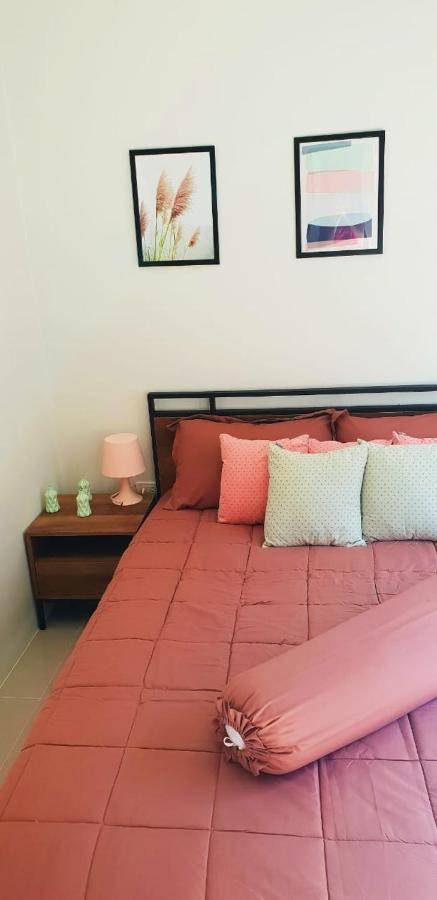 новый дом 106 м2, территория 160 м2 и своя парковка Holiday home *