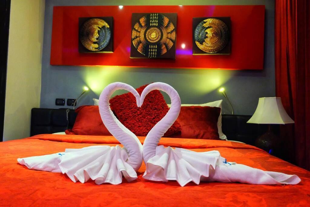 Apartment Bangla Road 2 Bedroom In Location Of *