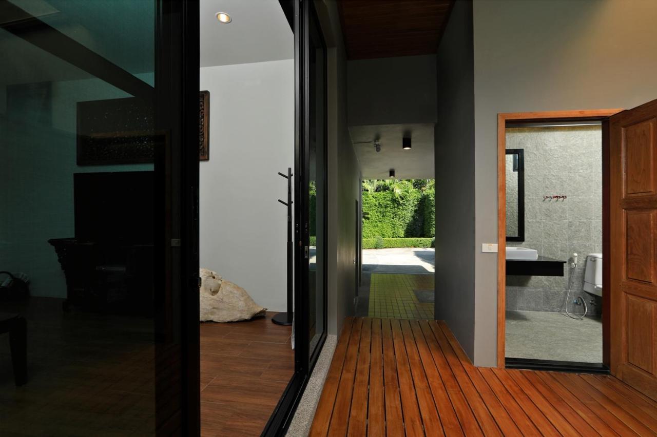 Baan Bua Estate By Tropiclook Nai Harn