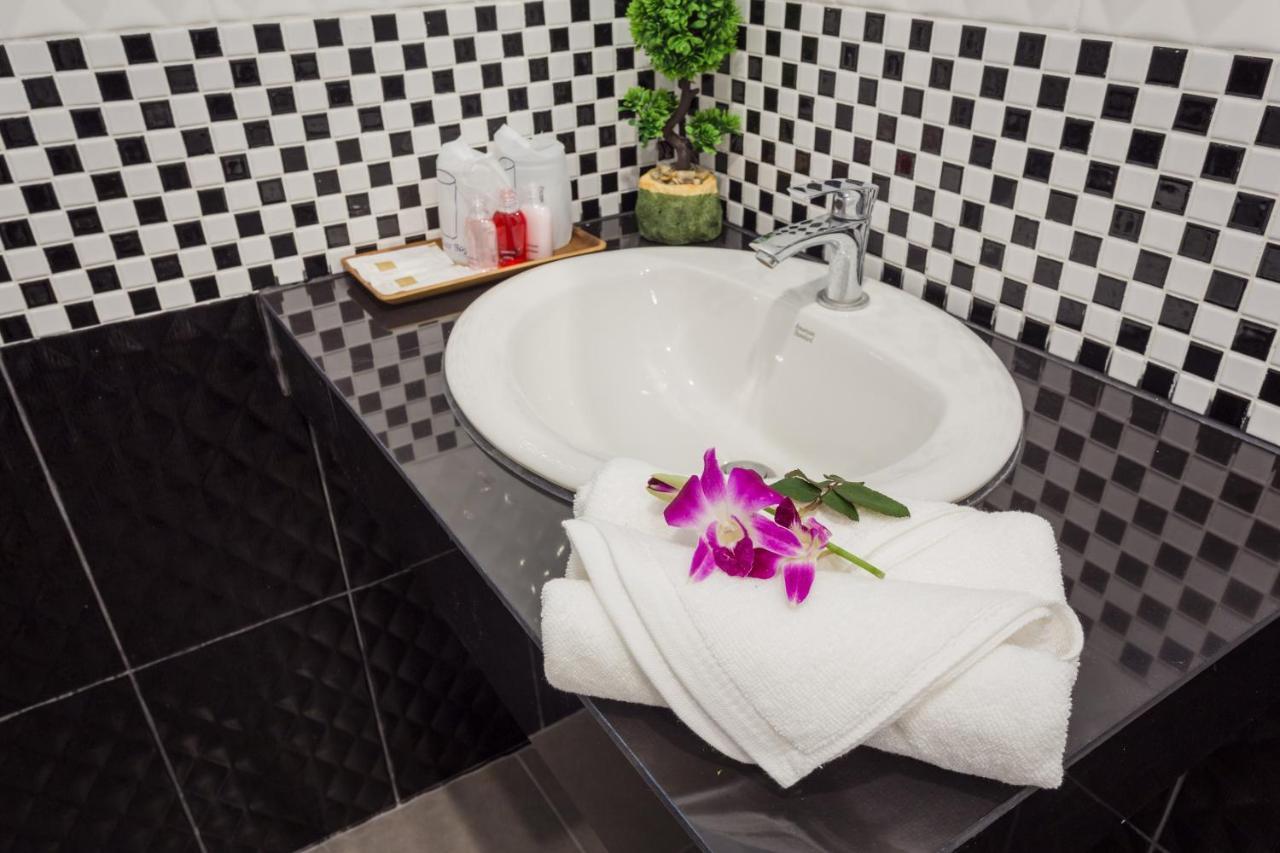 Hotel Journey Phuket