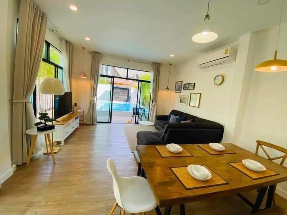 Mono Lux X Monthstayz Thailand Villa Chalong