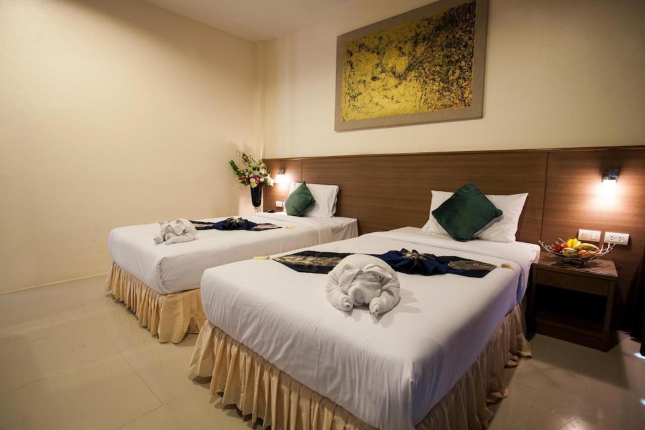 Hotel The Wave Patong Sha Phuket