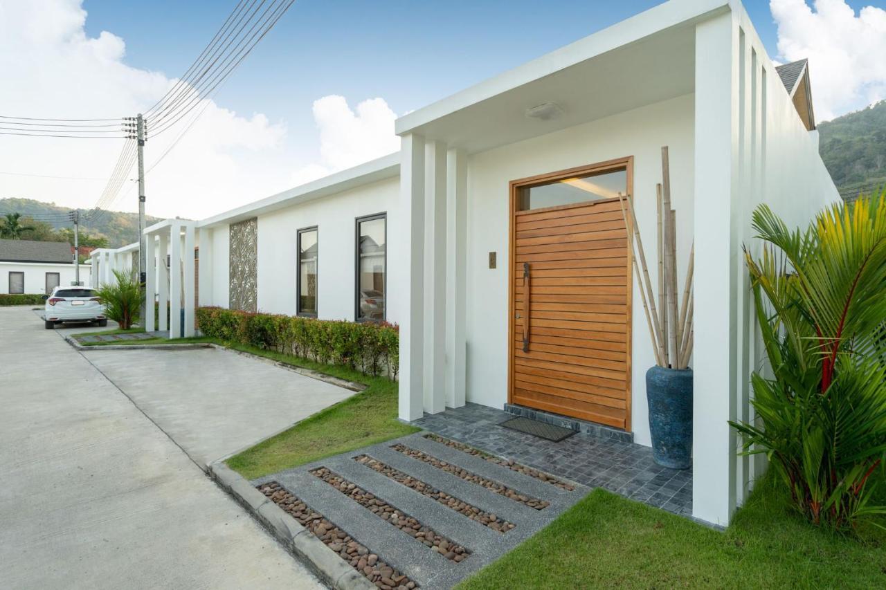 Labriz Ocean - Tropical Modern Living Villa Thalang