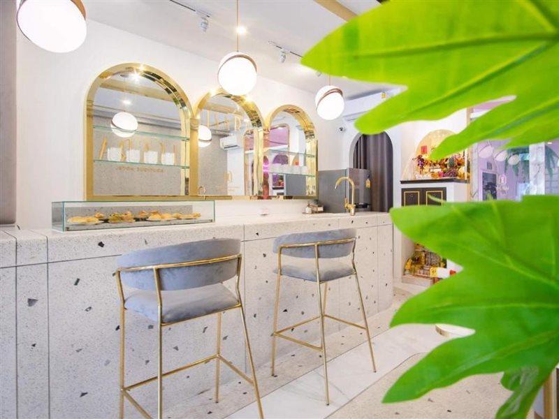 Isara Boutique And Cafe Phuket