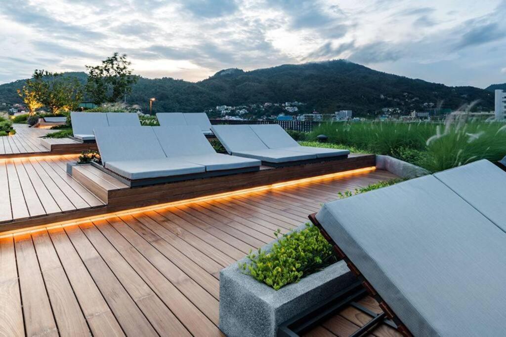 Apartment The Deck Luxury The Deck