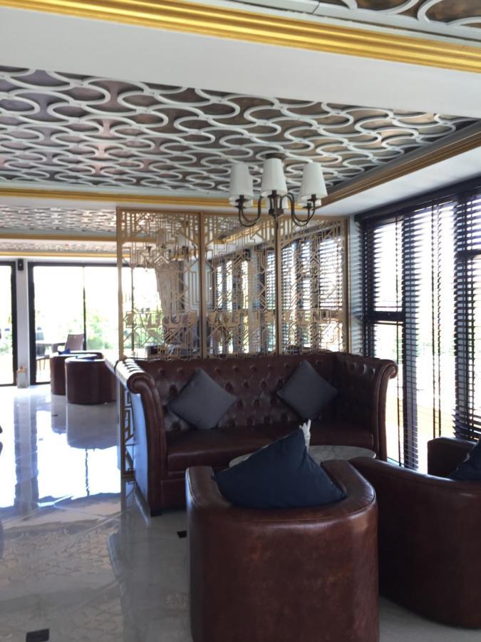 Phuket Surin Apartment *