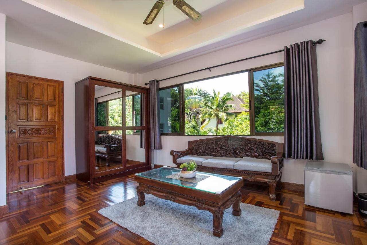 Villa Holidays - Oxygen Pool, Sauna, Billard, Gym! 2-storey Tropical Havana N *