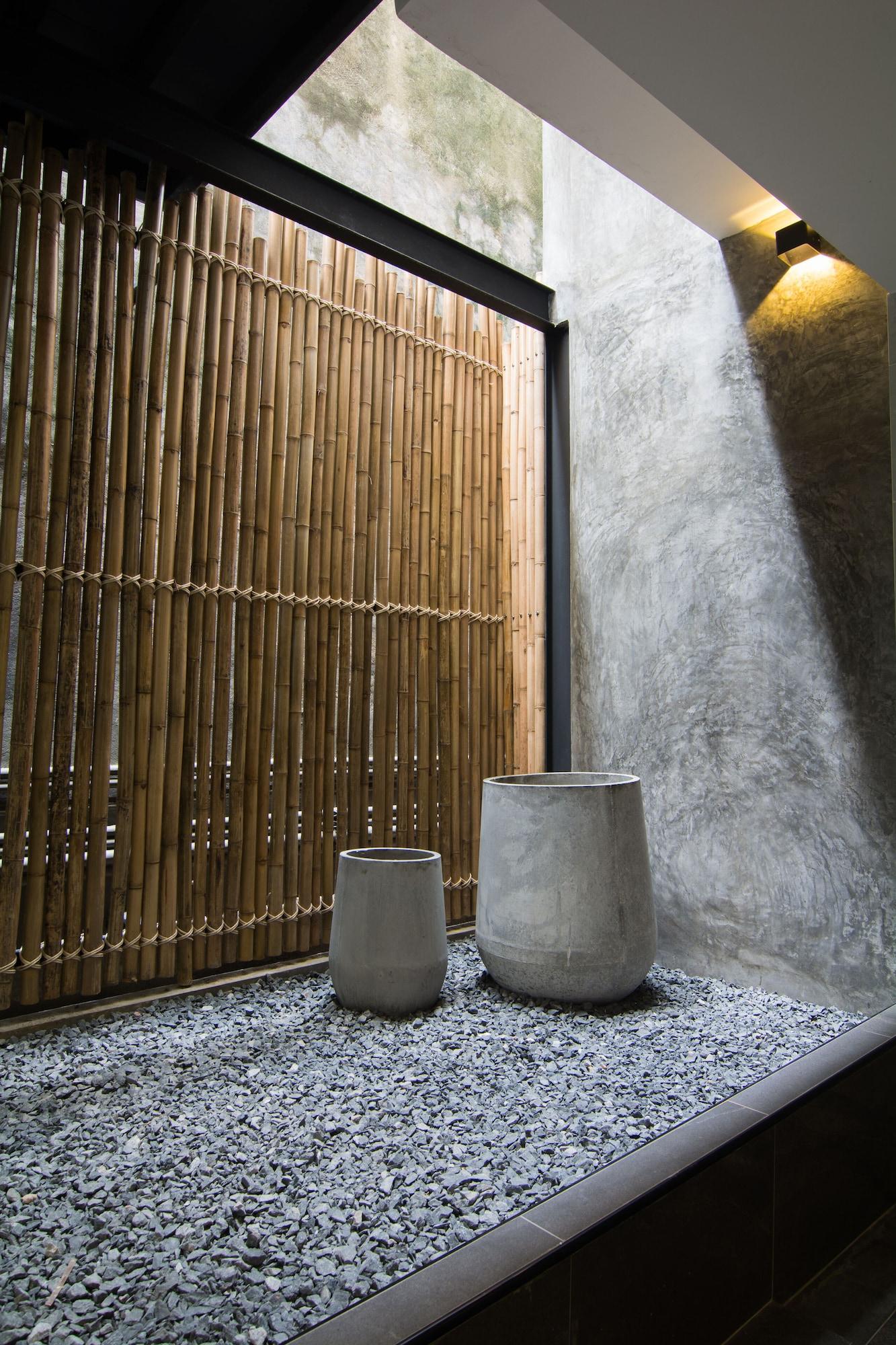 Baan 3*